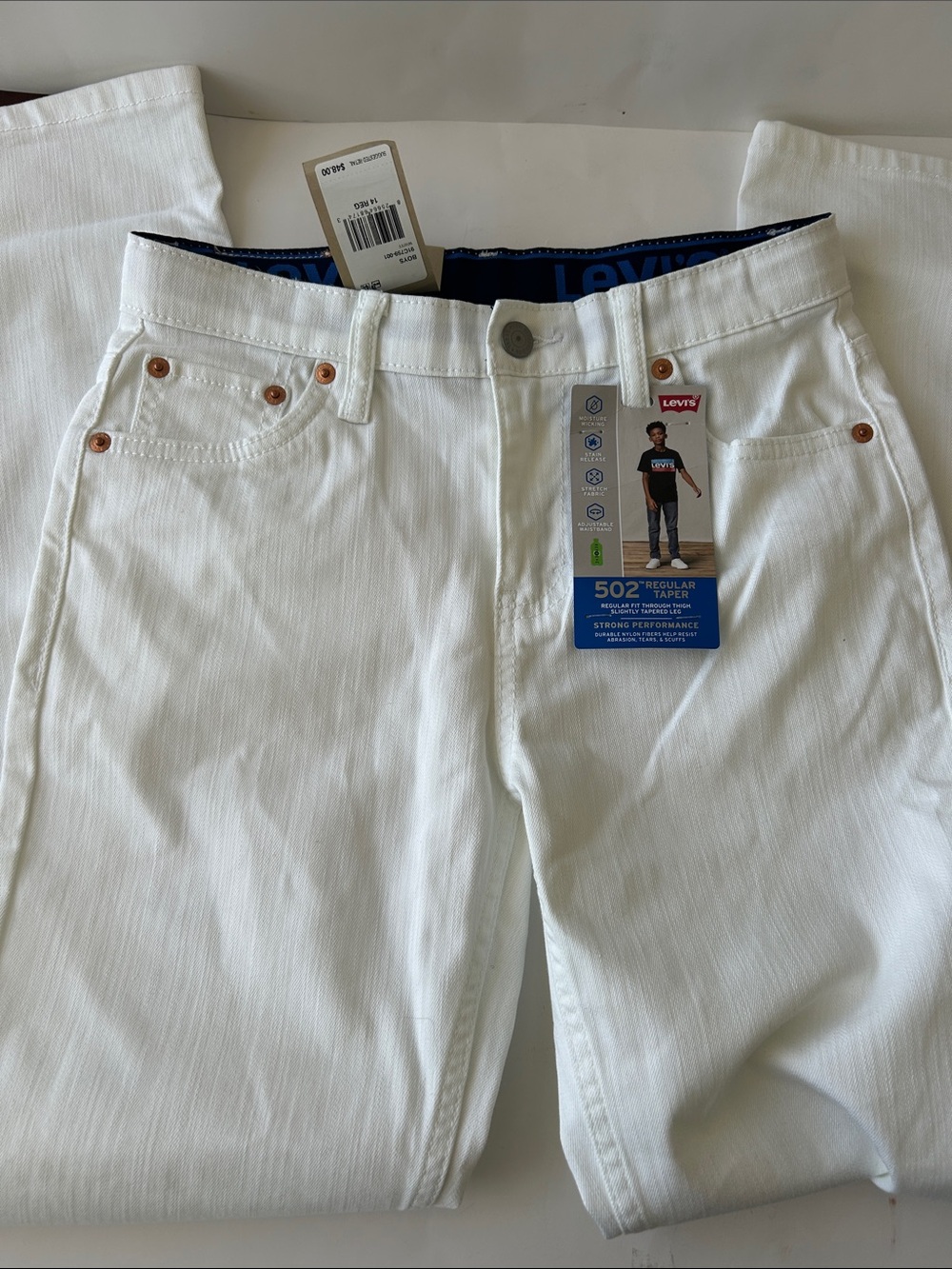 Levi's 502 Regular Taper Slim Straight Jeans in White NWT